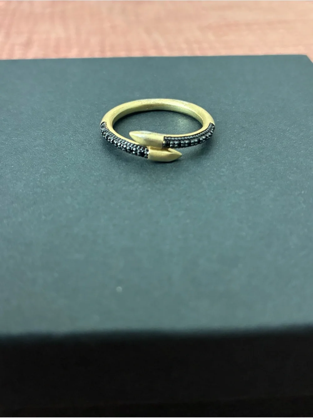 925 Sterling Silver Gold Accent Arrow Wrap Ring with Black Pavé Stones Sz 8